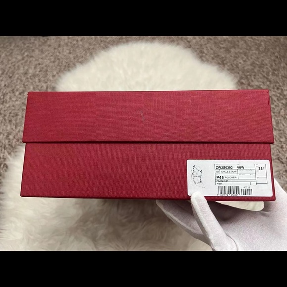 ❤️SOLD❤️Valentino rockstud slingbacks pumps 35.5 - Picture 10 of 10